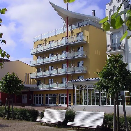 Strandhotel Preussenhof Hotel 4*