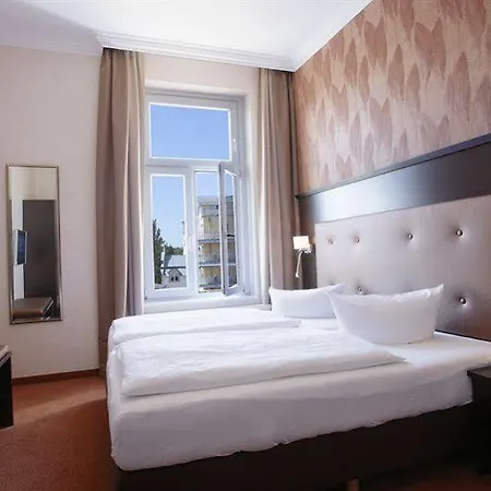 Hotel Strandhotel Preussenhof 4*
